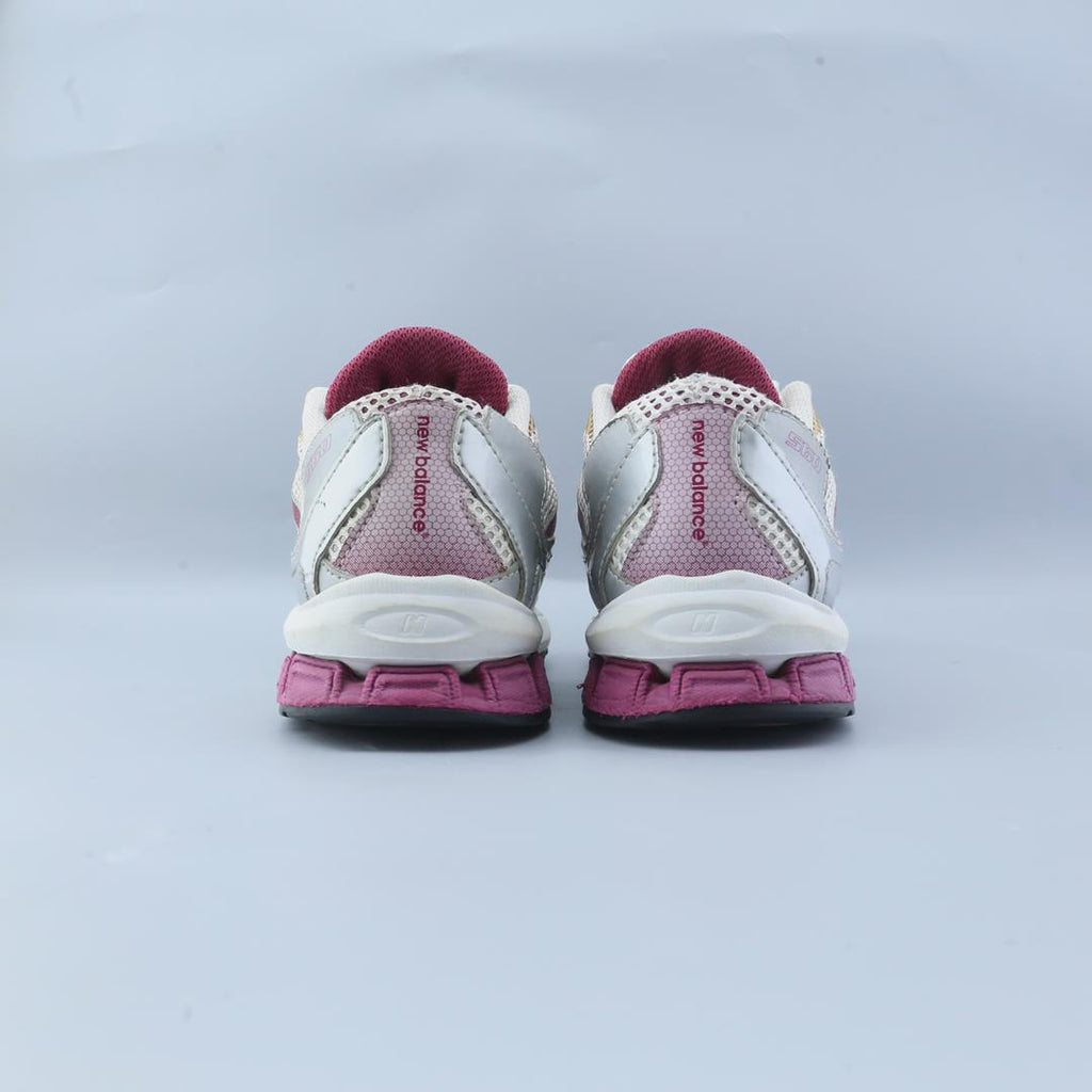 NEW BALANCE 560