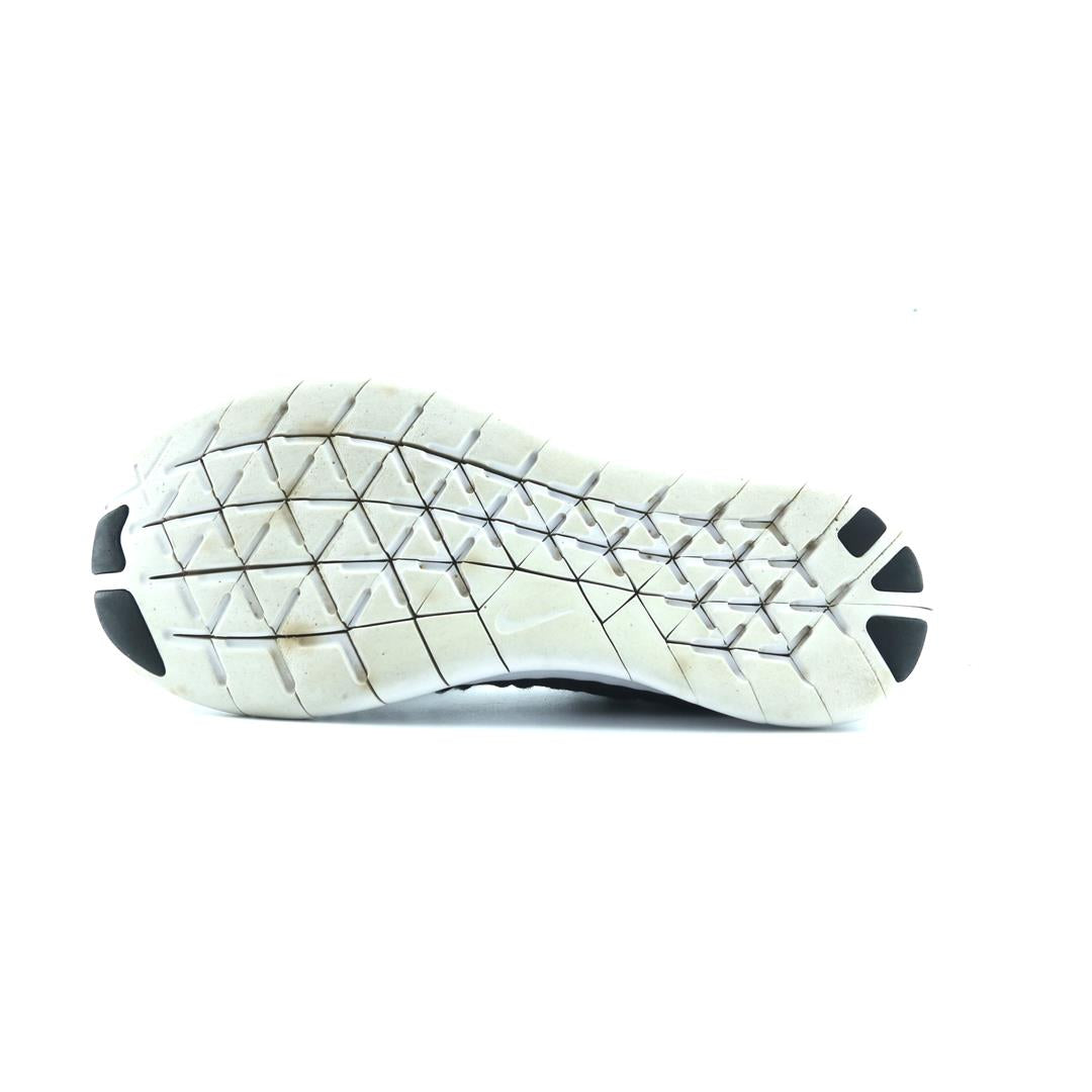 NIKE FREE RN FLYKNIT