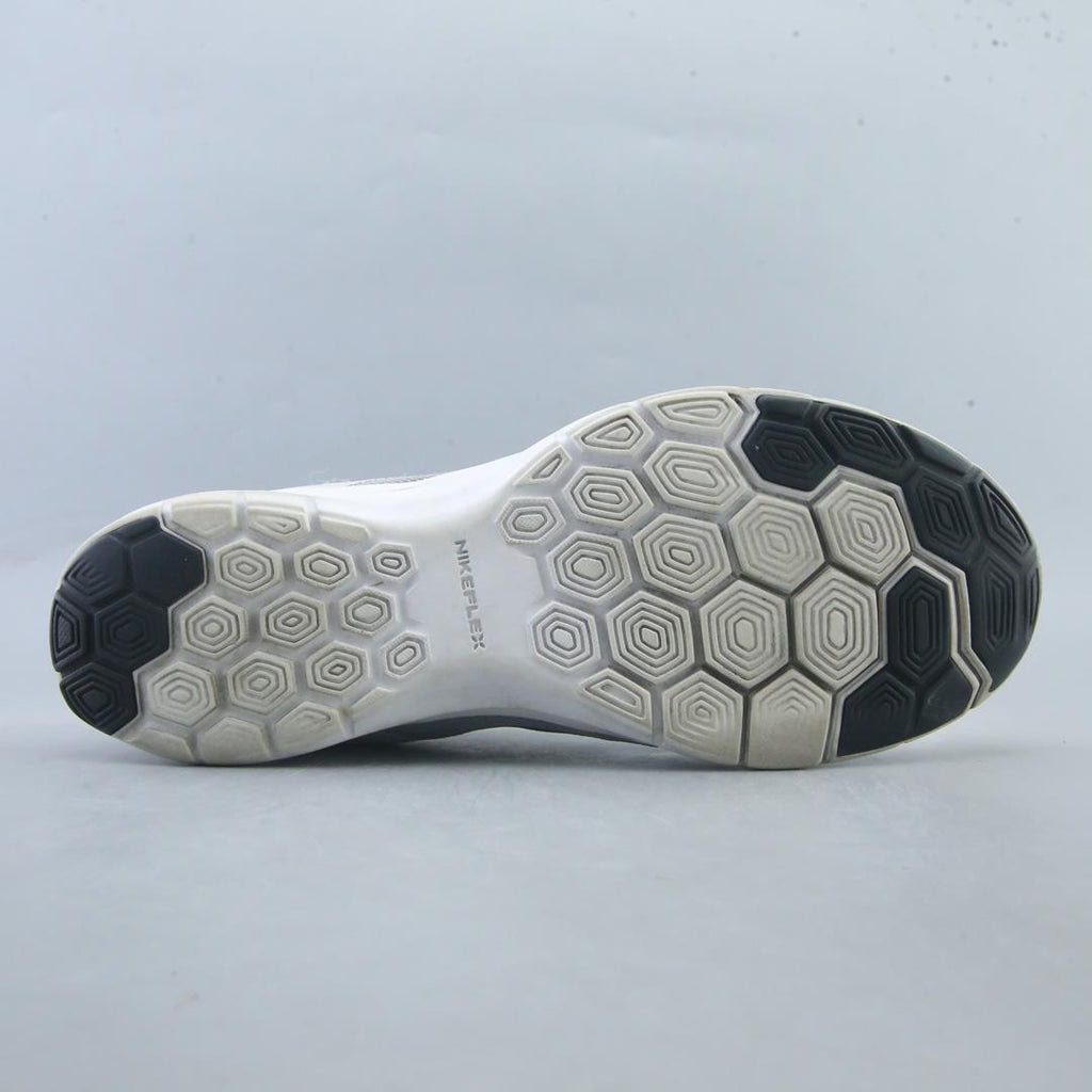 NIKE  FLEX TR 6 S