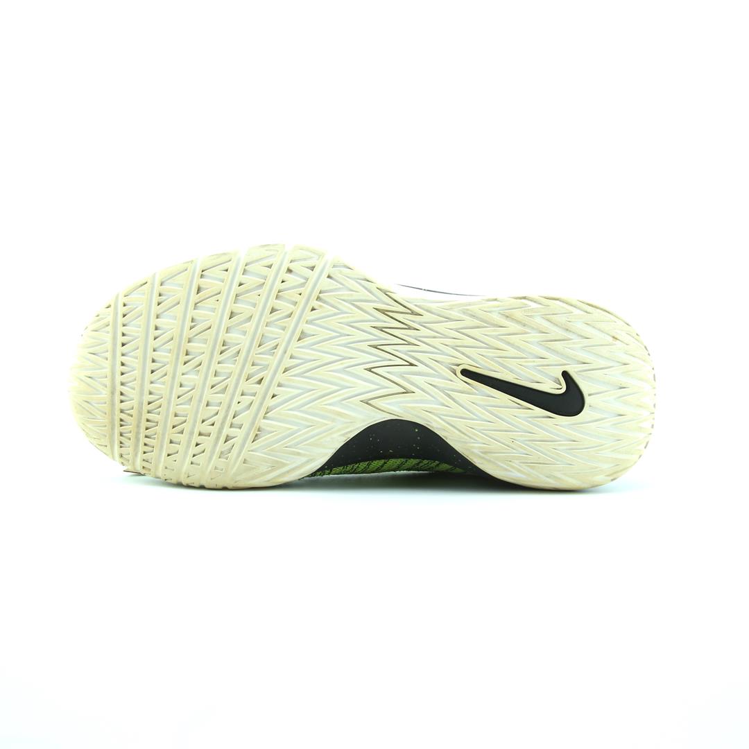 NIKE ZOOM ASCENTION
