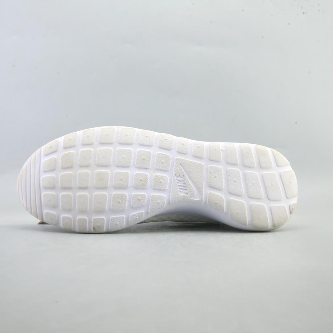 NIKE  ROSHE ONE BR