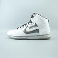 NIKE DUNK HIGH SE