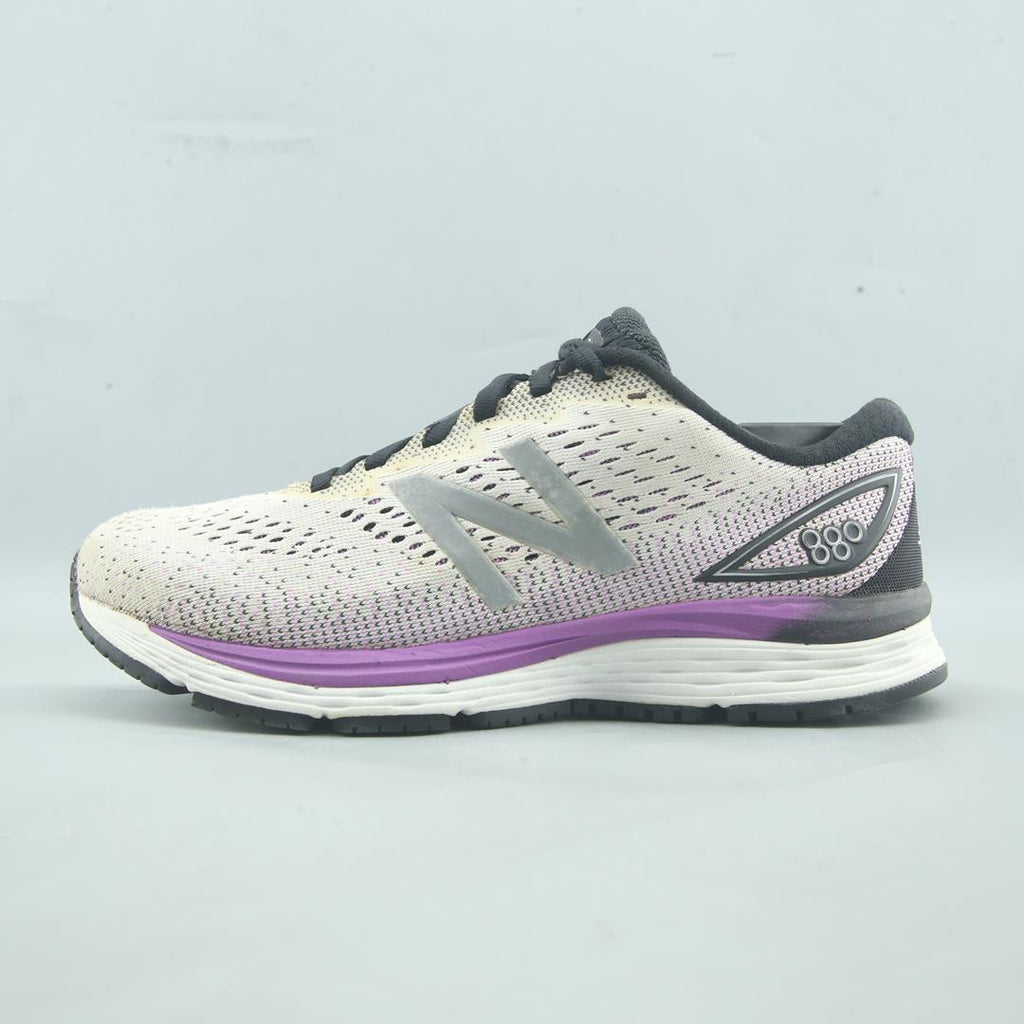 NEW BALANCE 880 V9