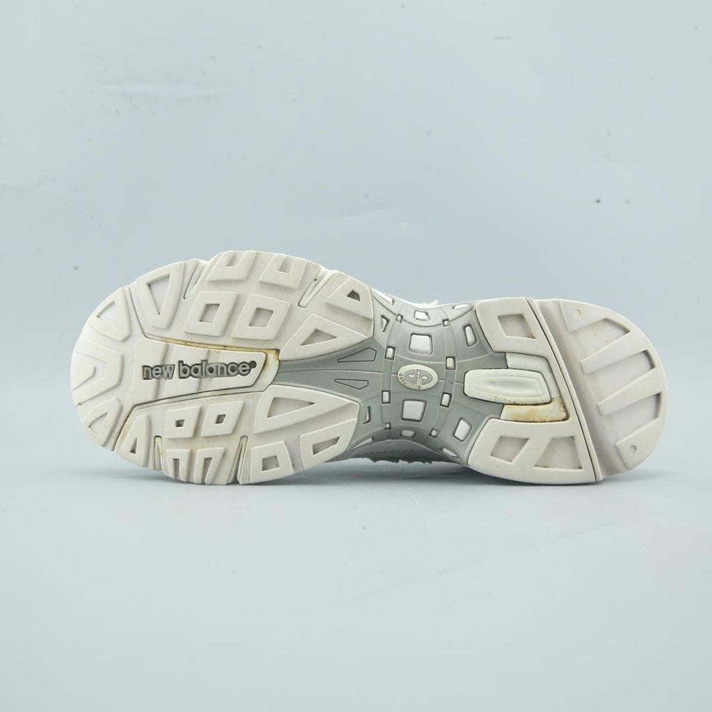 NEW BALANCE 827 ABZORB