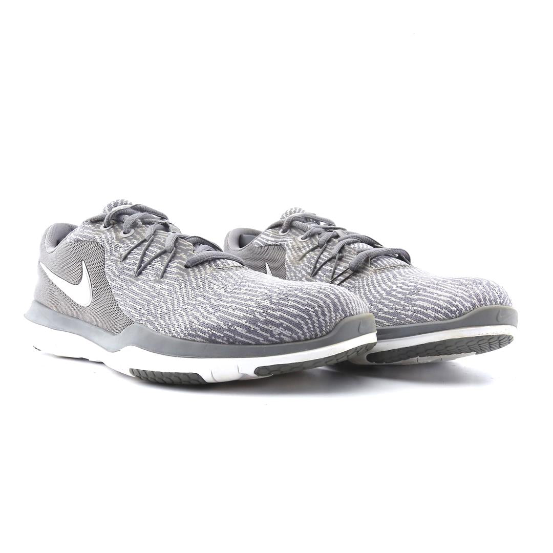 NIKE FLEX SUPREME TR 6