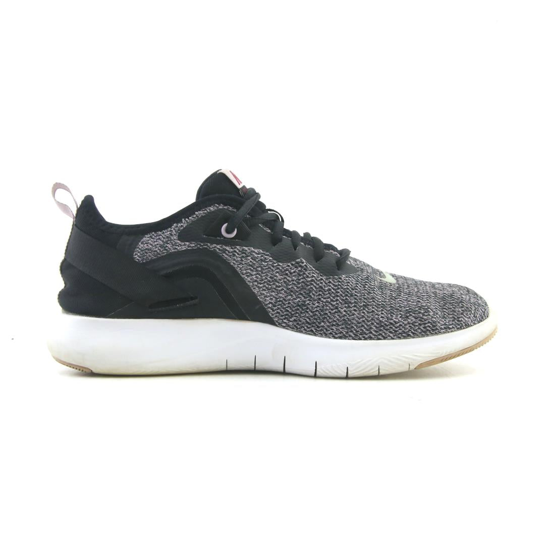 NIKE  FLEX TR 9