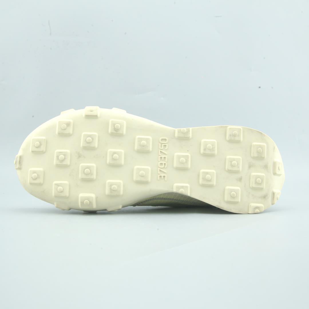 NIKE  WAFFLE RACER