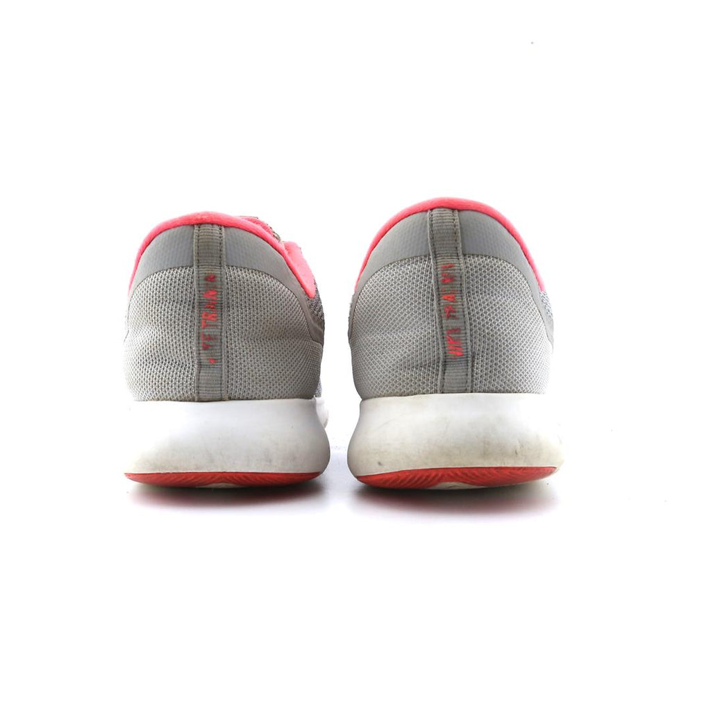 NIKE FLEX TR 7