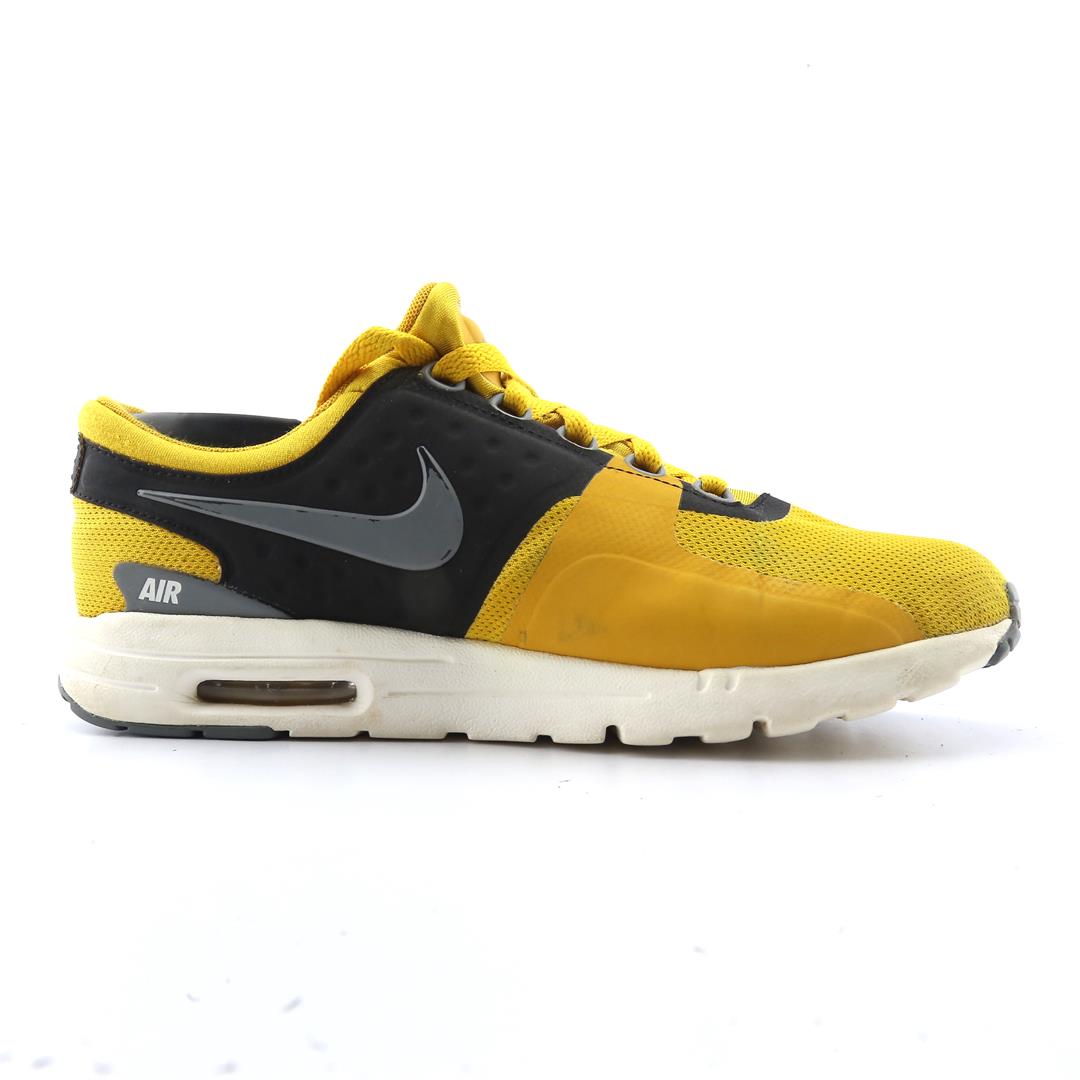 NIKE AIR MAX ZERO