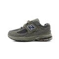 NEW BALANCE 2002R