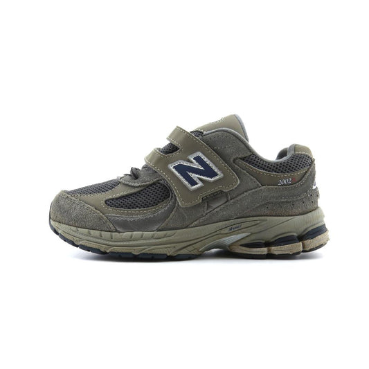NEW BALANCE 2002R