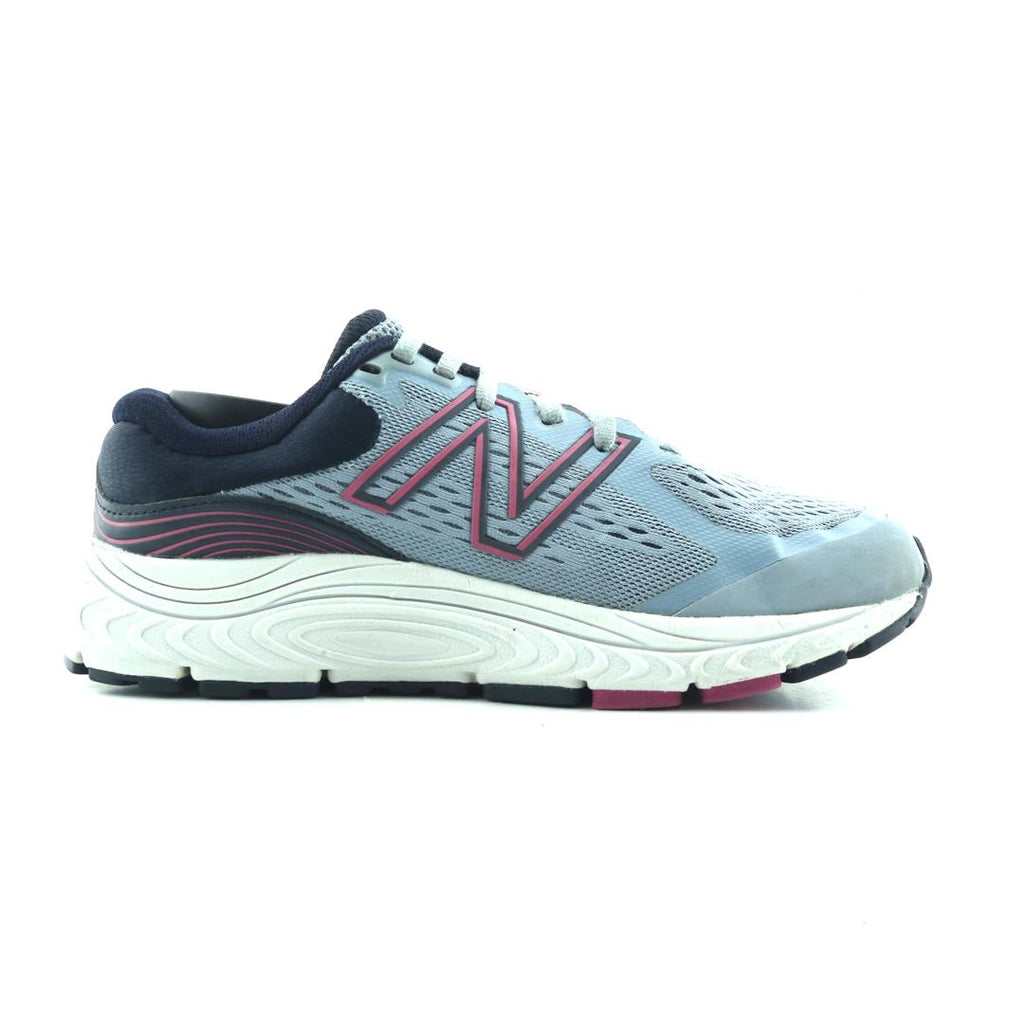 NEW BALANCE 840 V5