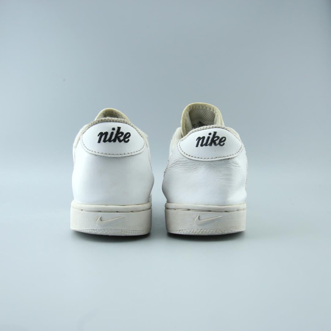 NIKE COURT VINTAGE