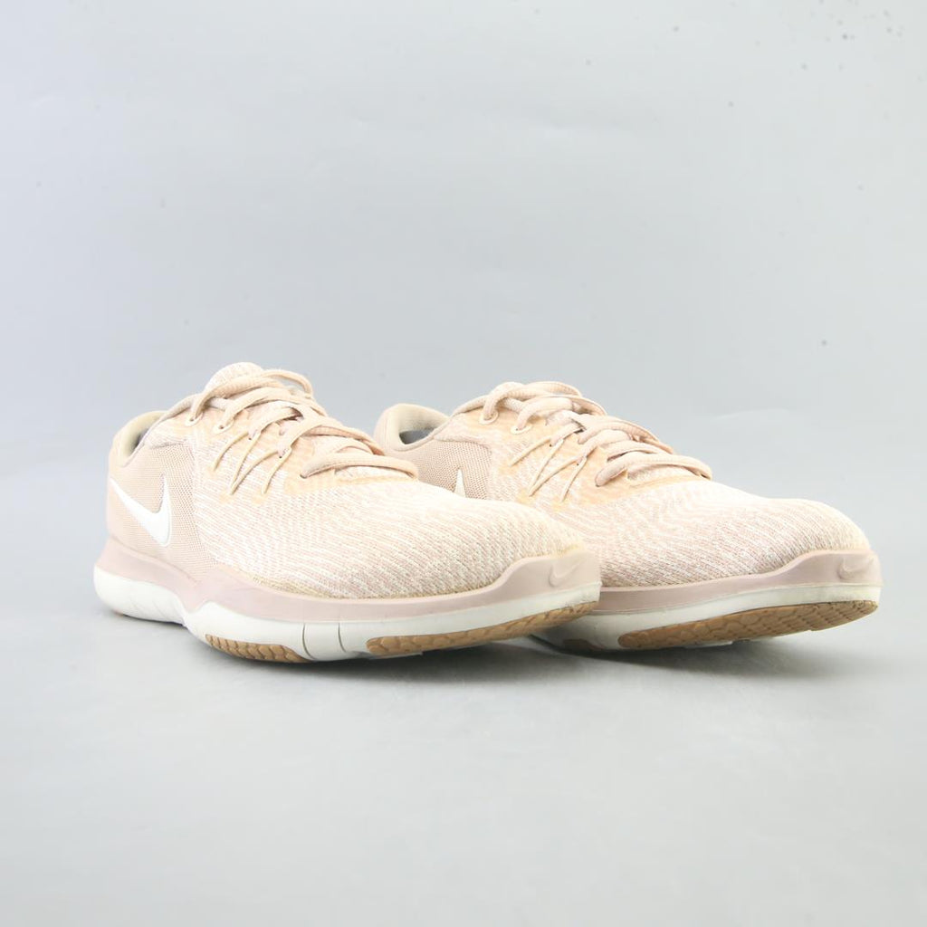 NIKE FLEX SUPREME TR 6