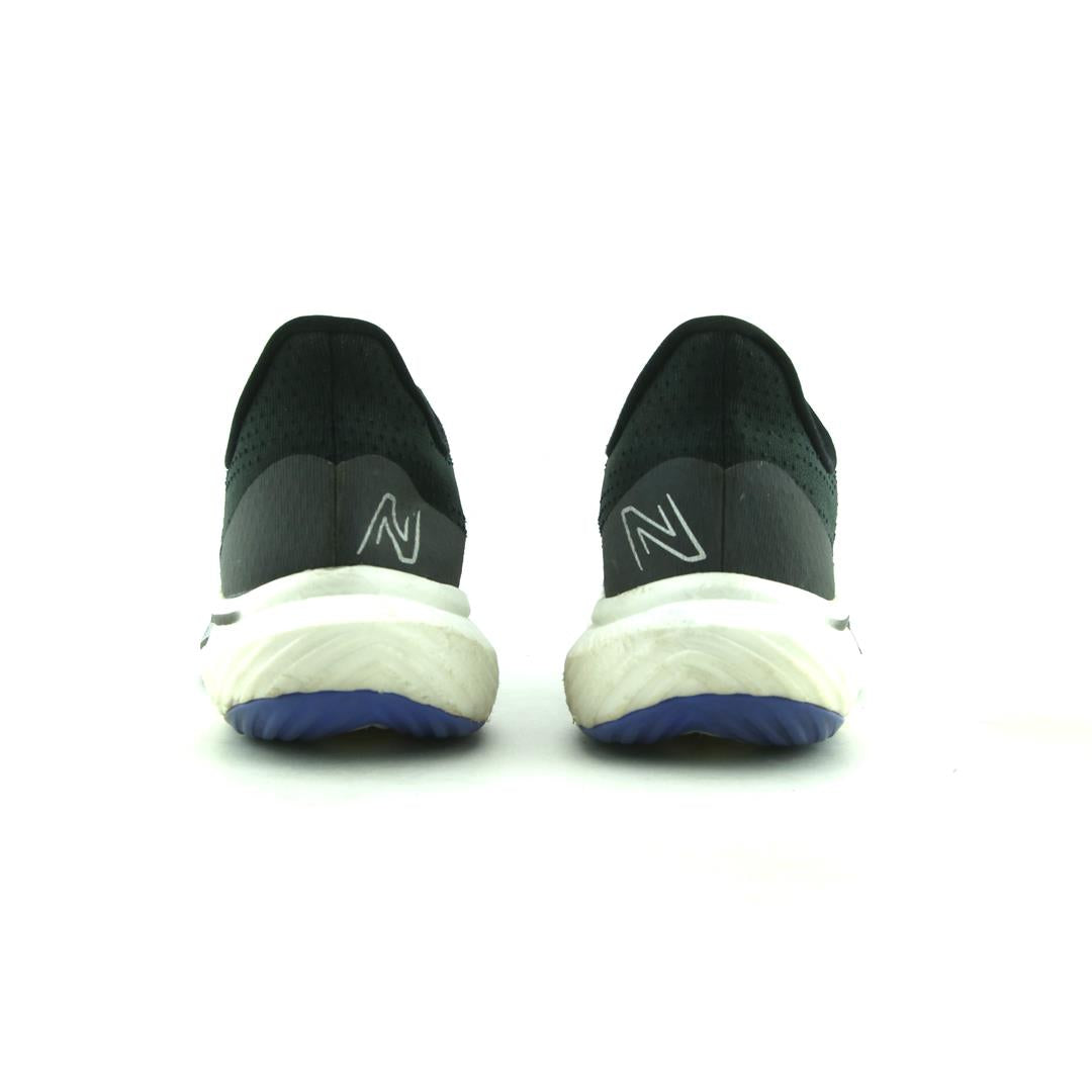 NEW BALANCE FUELCELL REBEL V3