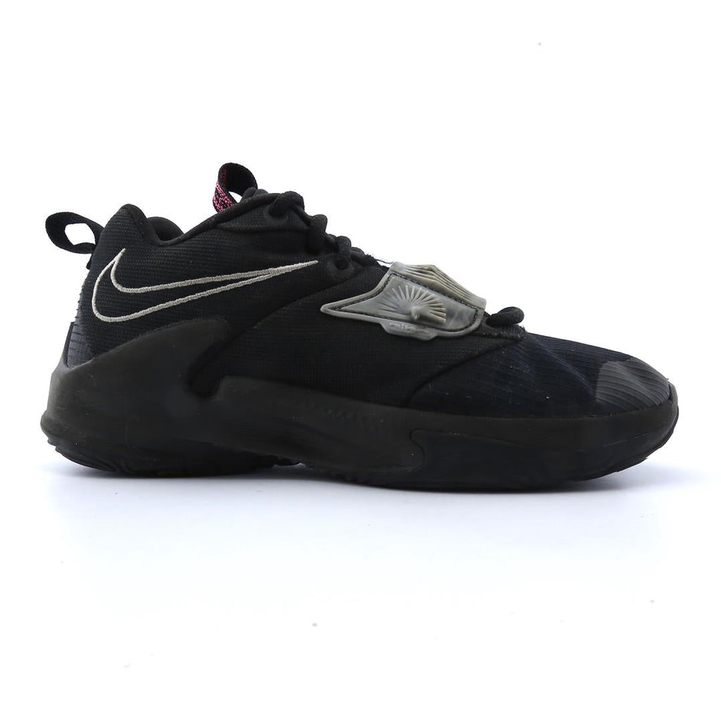 NIKE ZOOM FREAK 3