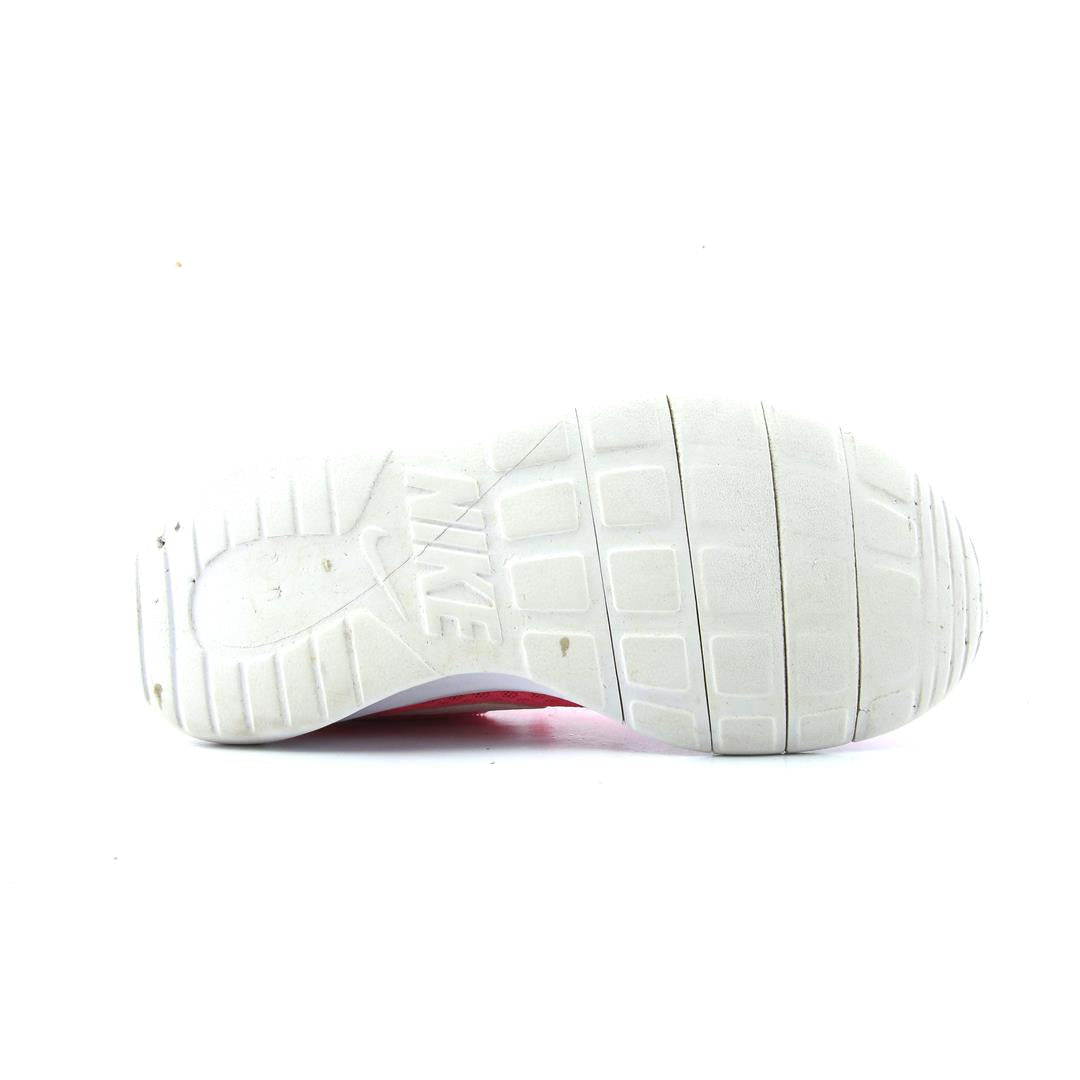 NIKE TANJUN
