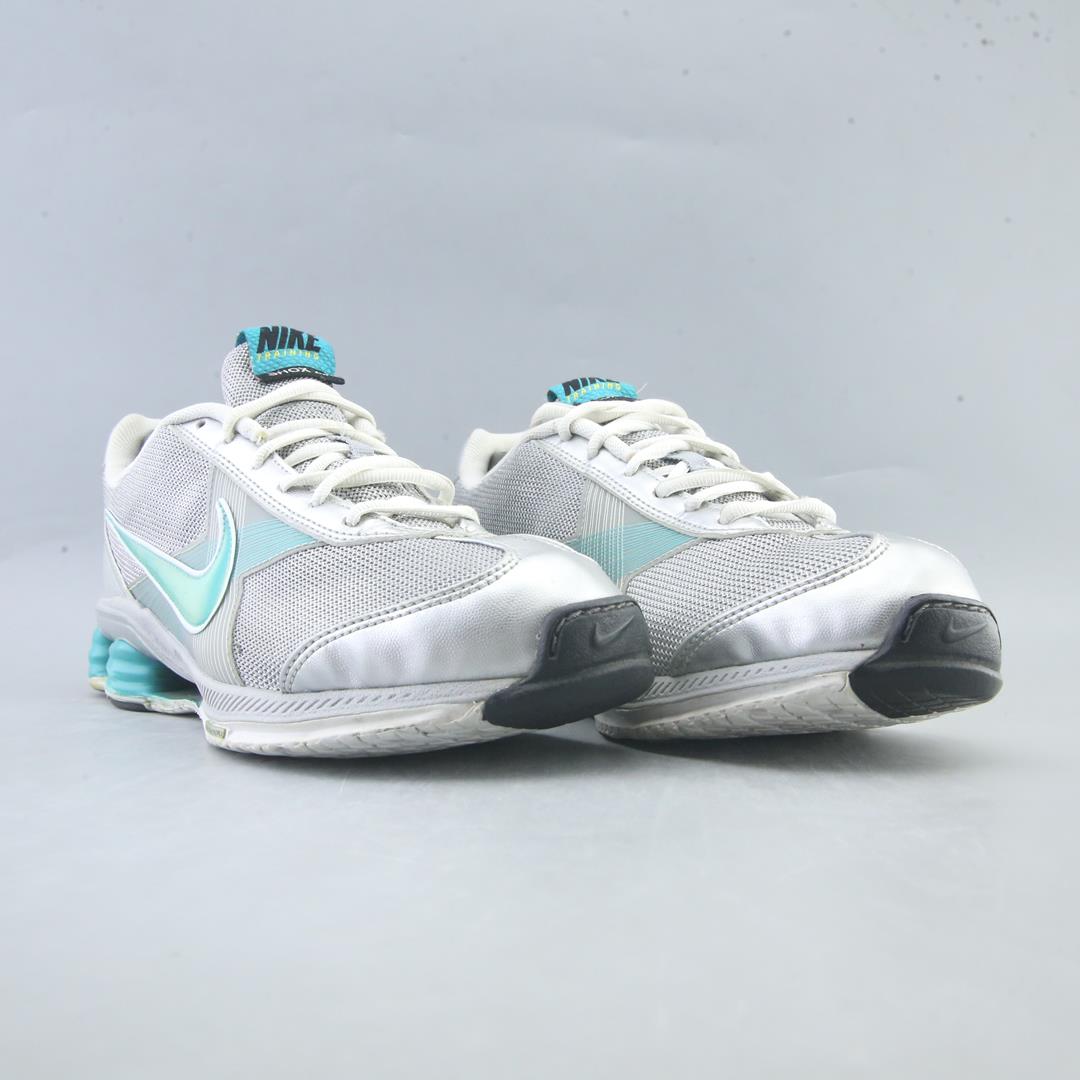 NIKE SHOX ZIP
