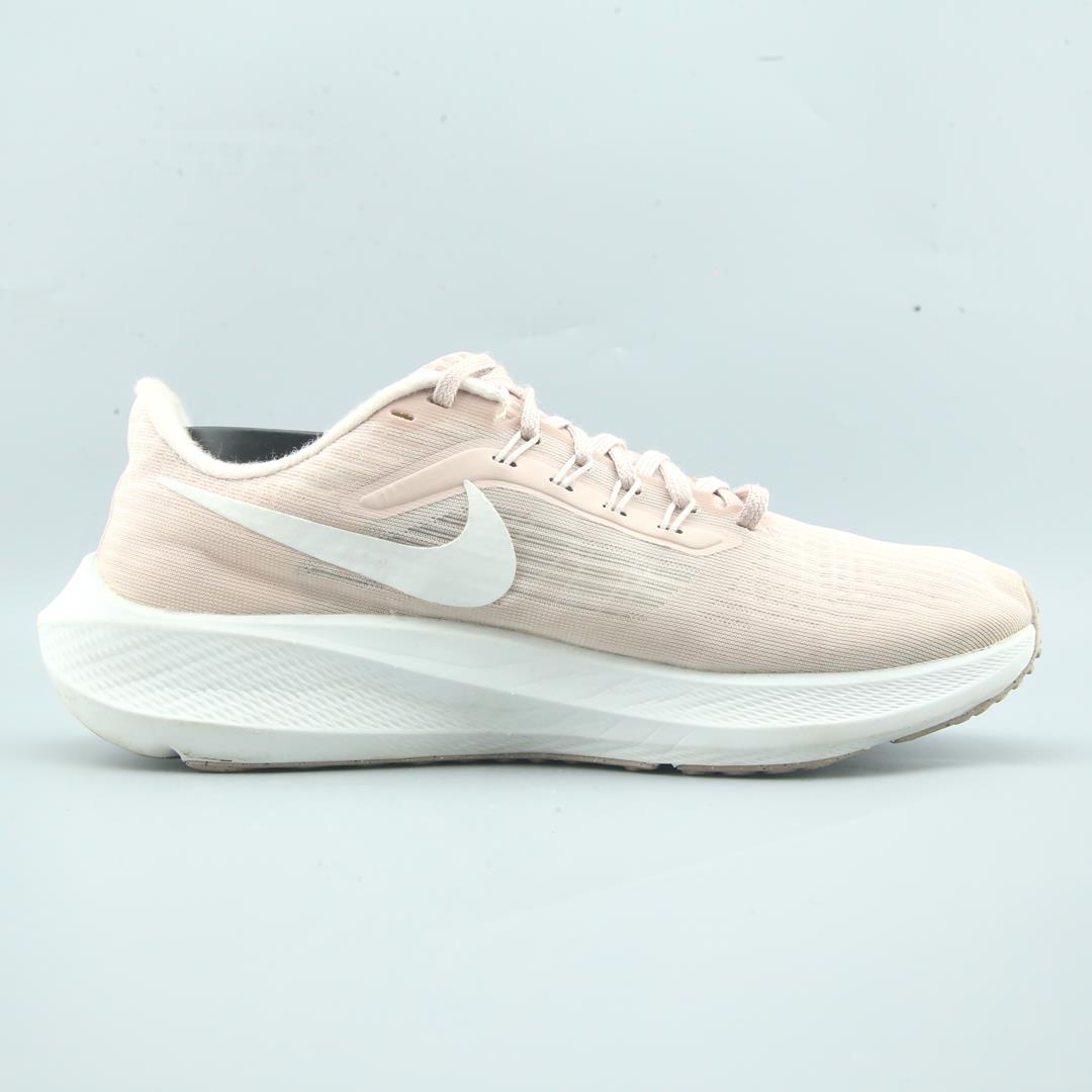 NIKE AIR ZOOM PEGASUS 39