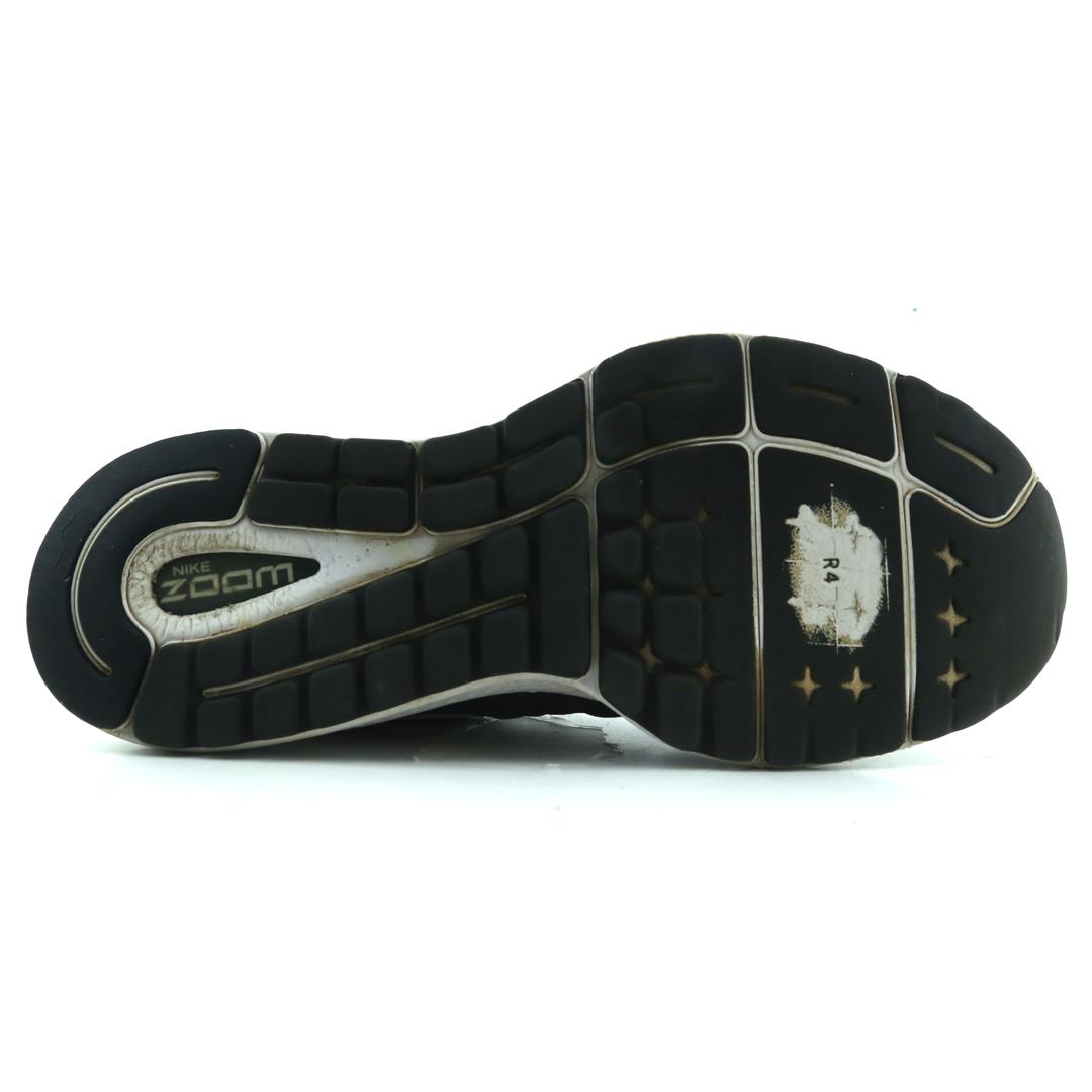 NIKE AIR ZOOM VOMERO 13