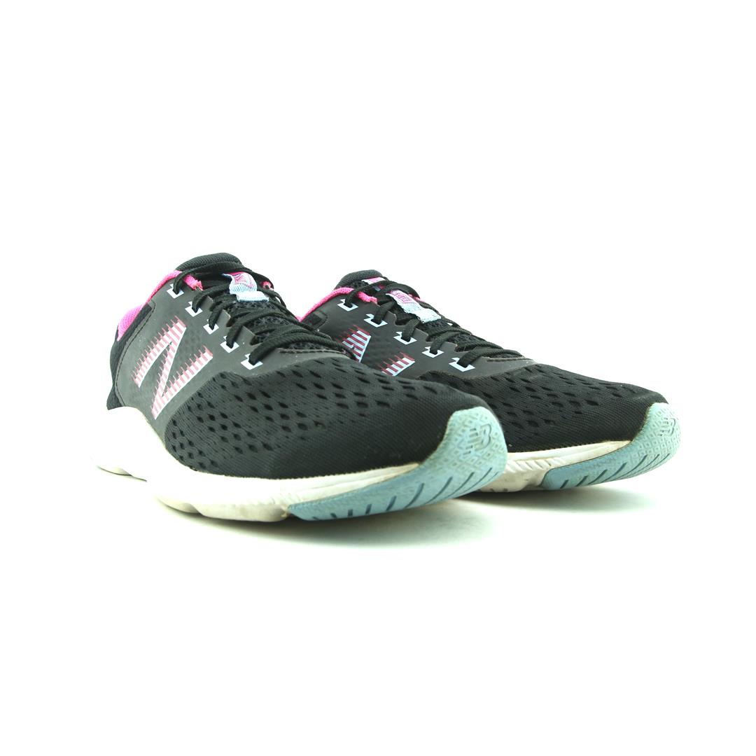 NEW BALANCE DRFT V1