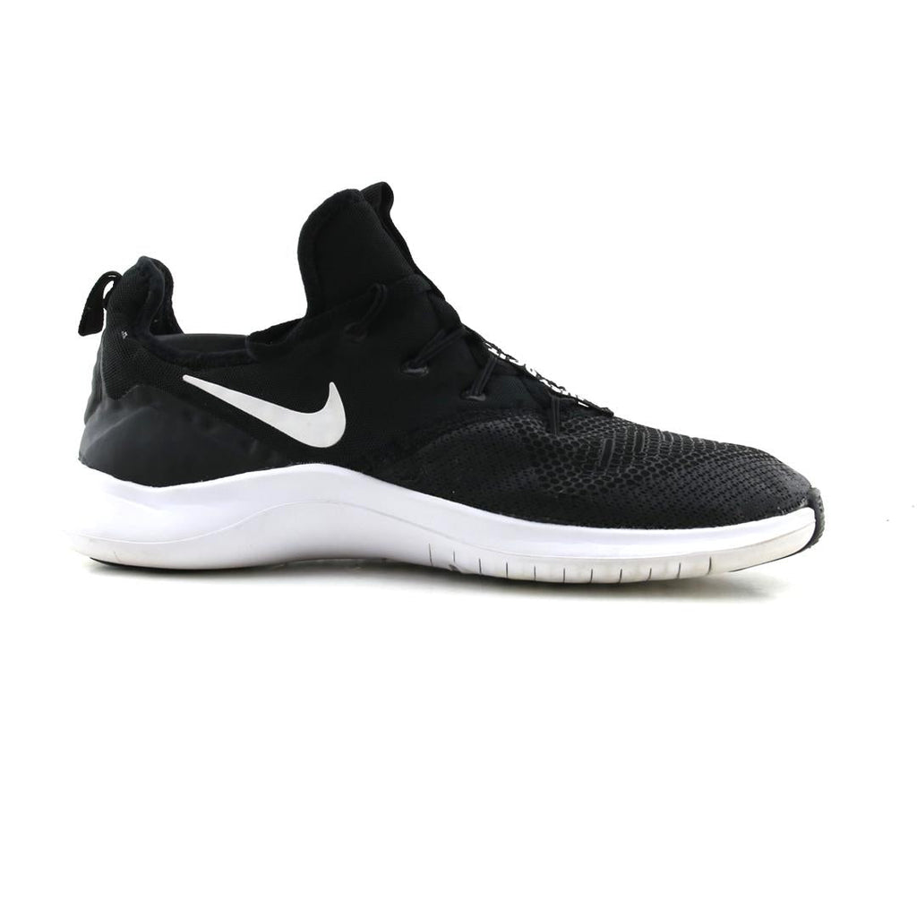 NIKE FREE TR 8