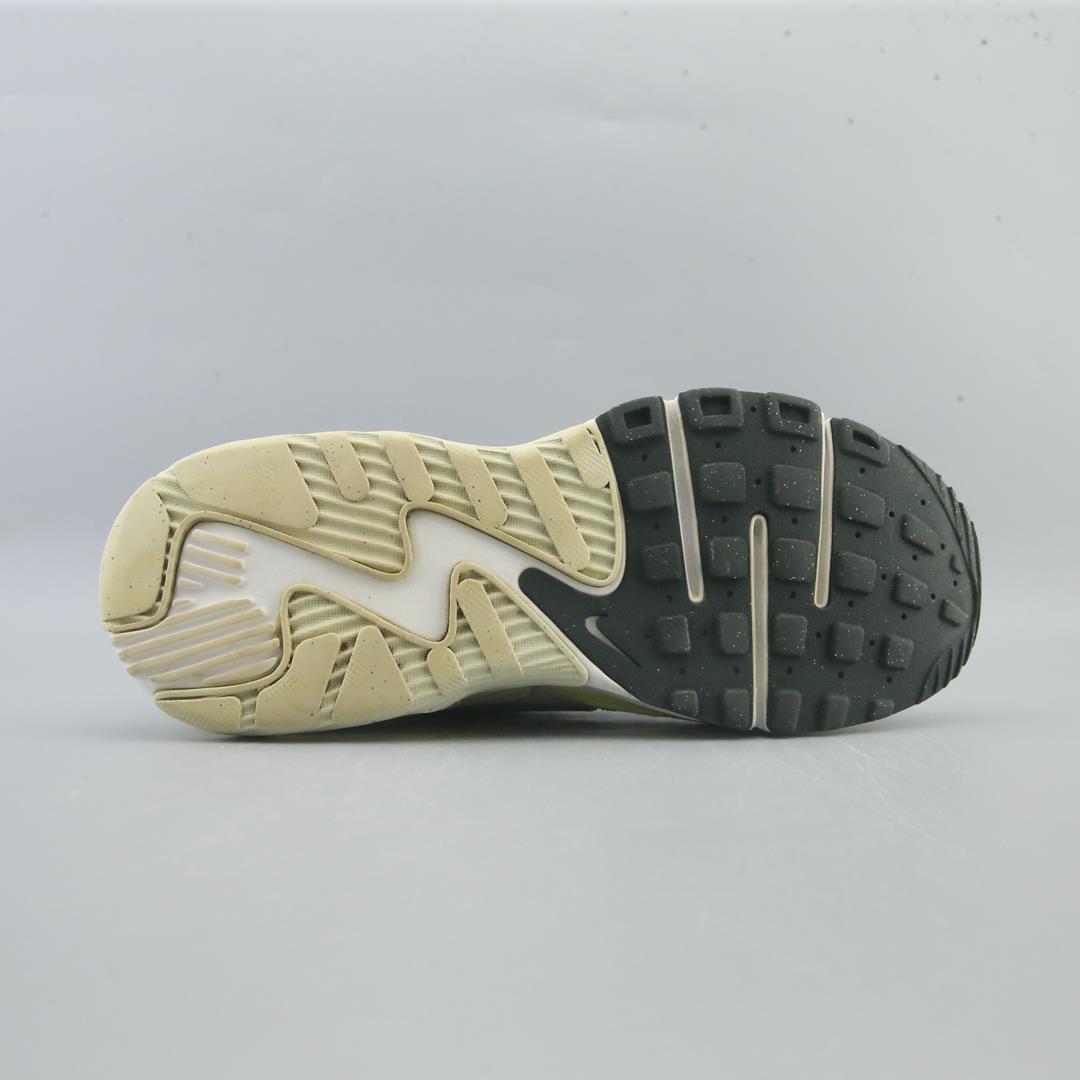 NIKE AIR MAX EXCEE