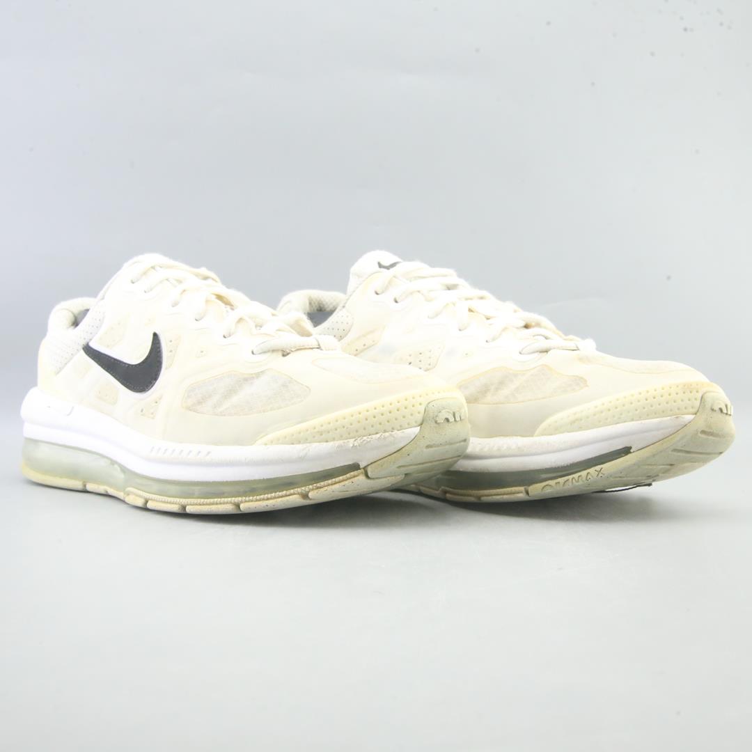 NIKE AIR MAX GENOME