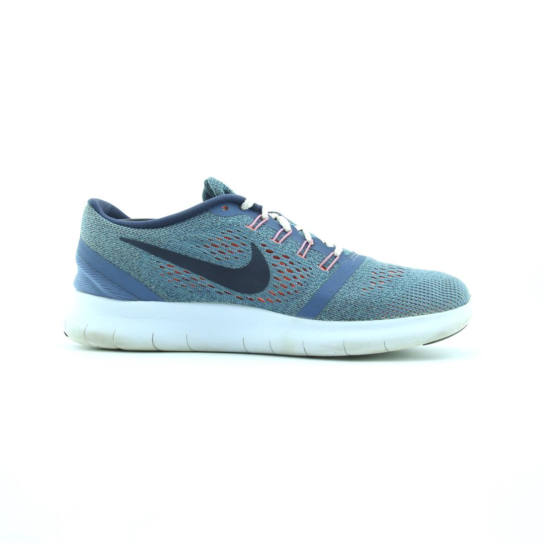 NIKE FREE RN