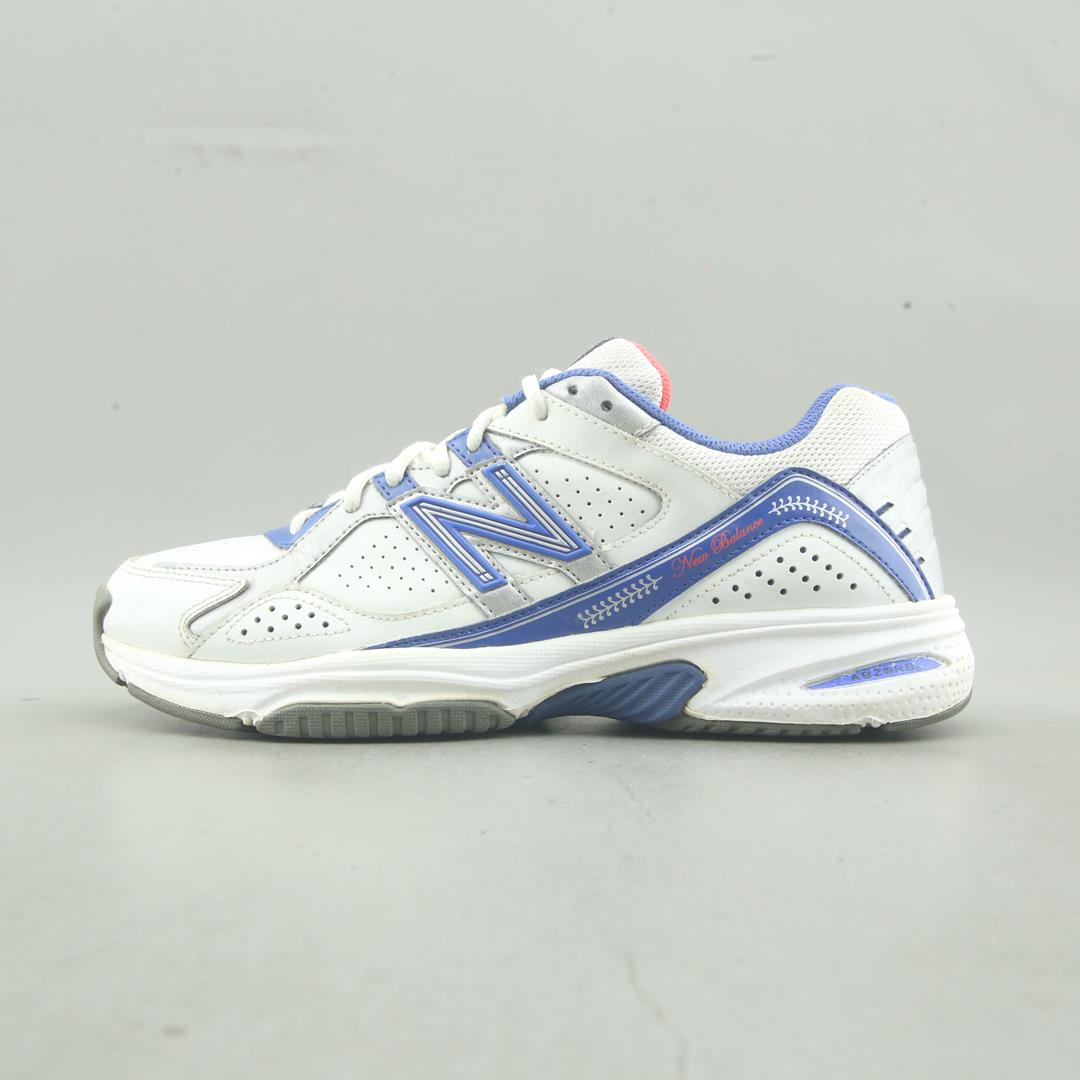 NEW BALANCE 1100