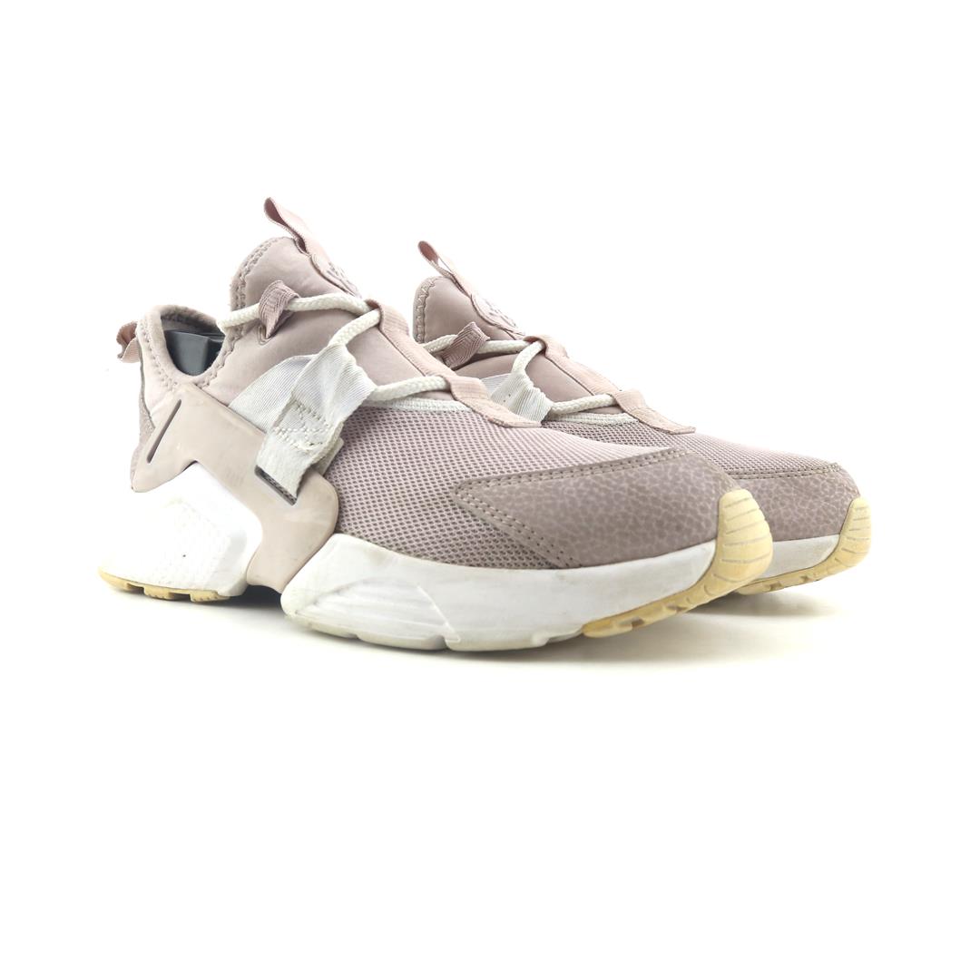 NIKE AIR HUARACHE CITY LOW