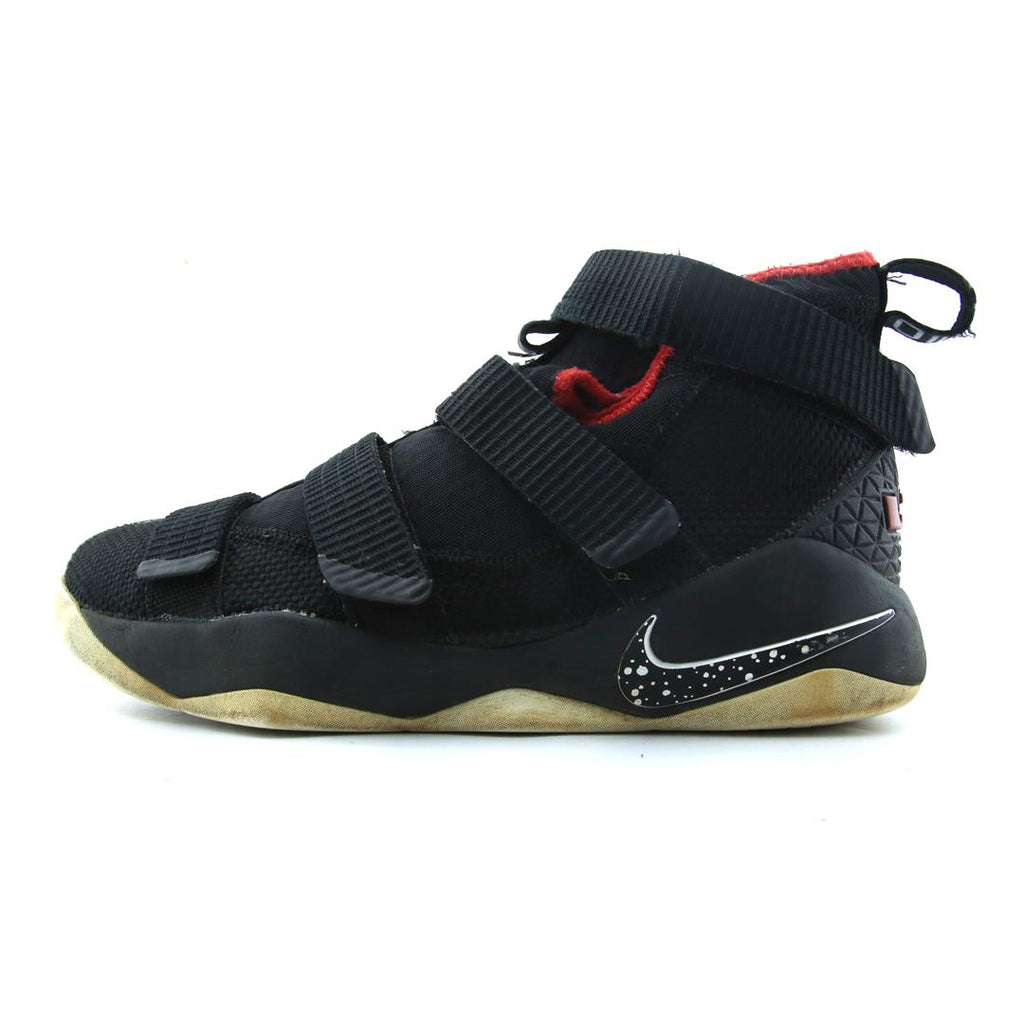NIKE LEBRON ZOOM SOLDIER 11