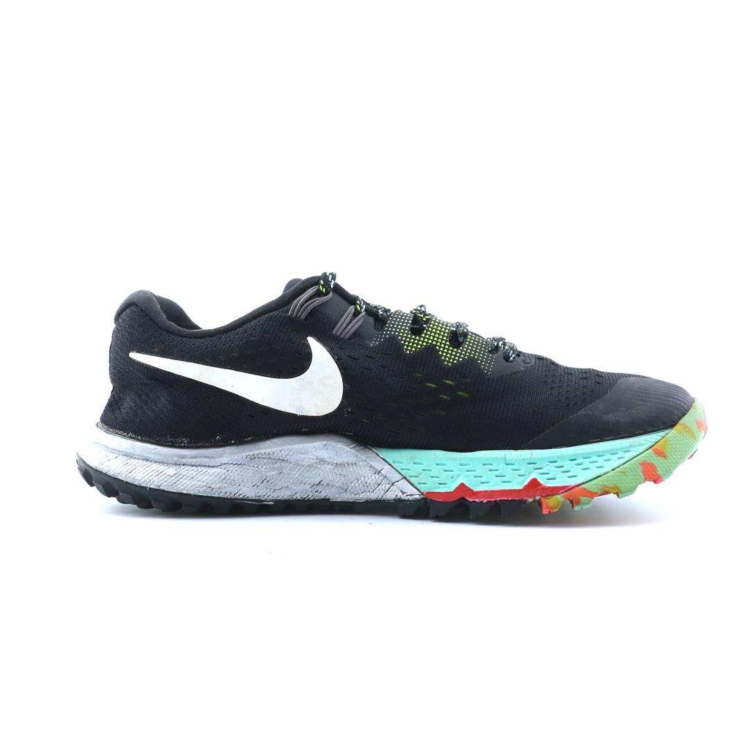 NIKE TERRA KIGER 4