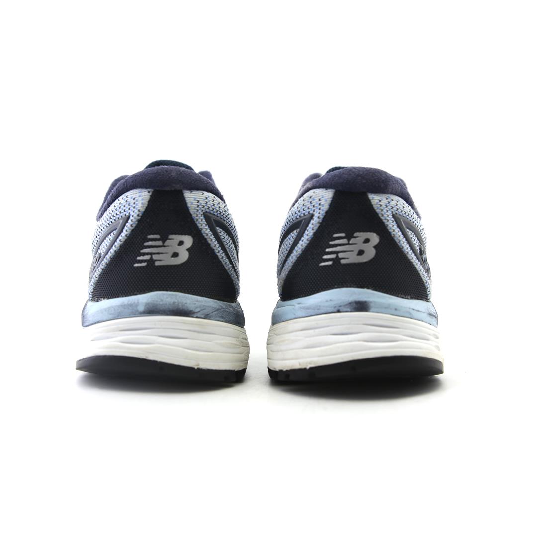 NEW BALANCE 880V9