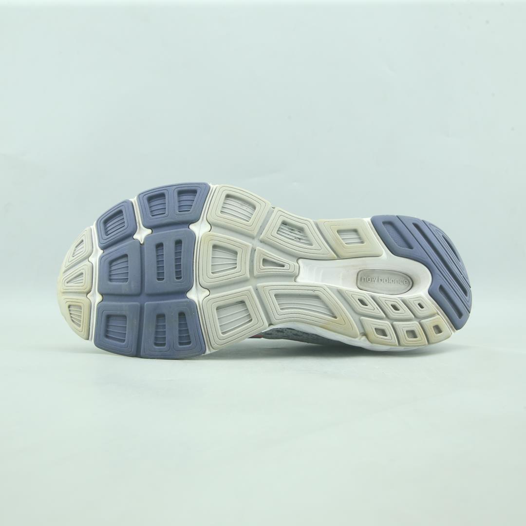 NEW BALANCE FRESH FOAM 680V6