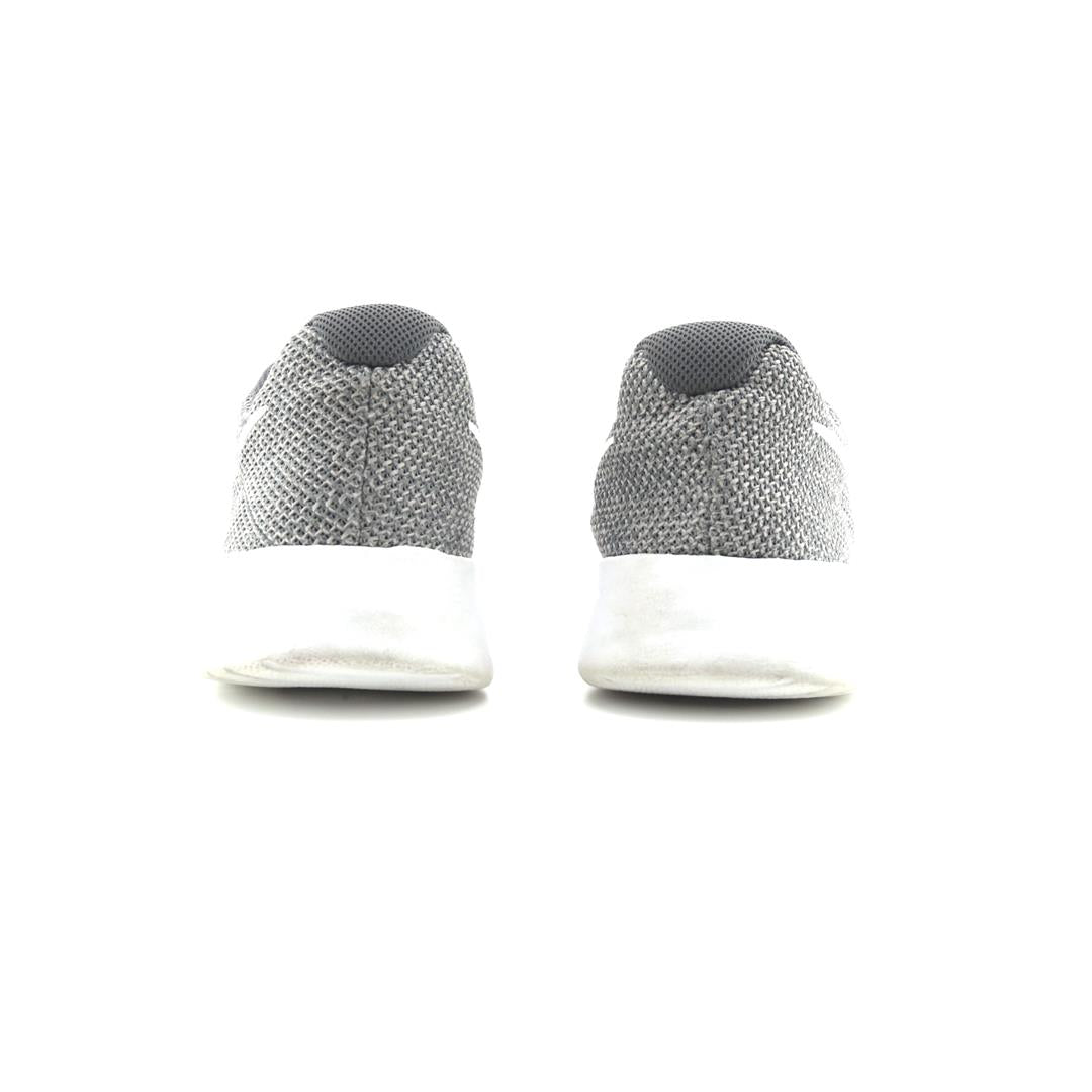 NIKE TANJUN