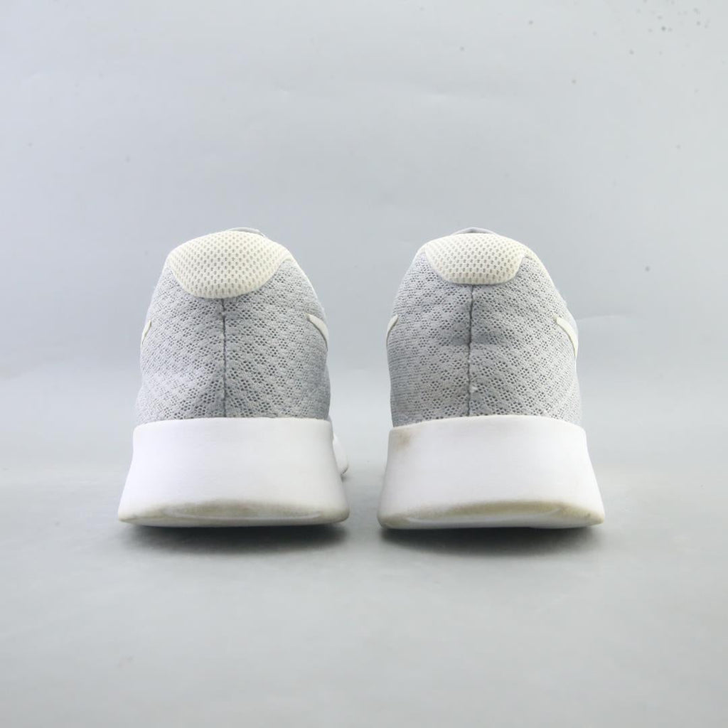 NIKE TANJUN