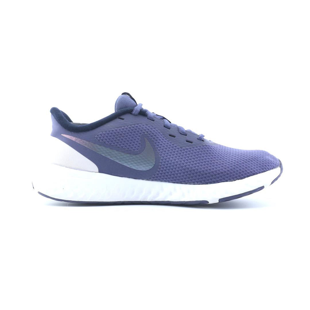 NIKE REVOLUTION 5
