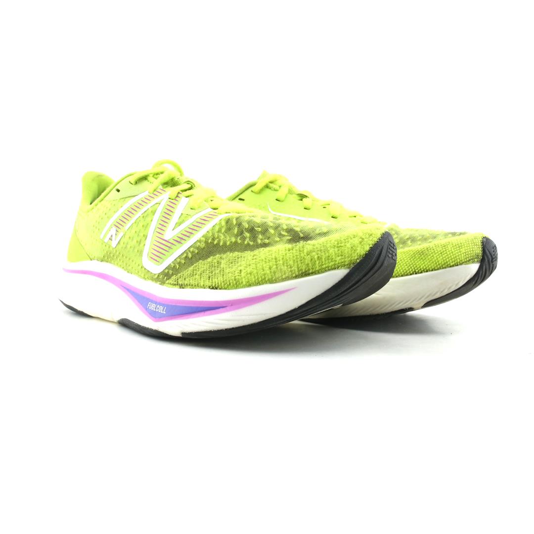 NEW BALANCE FUELCELL REBEL V3