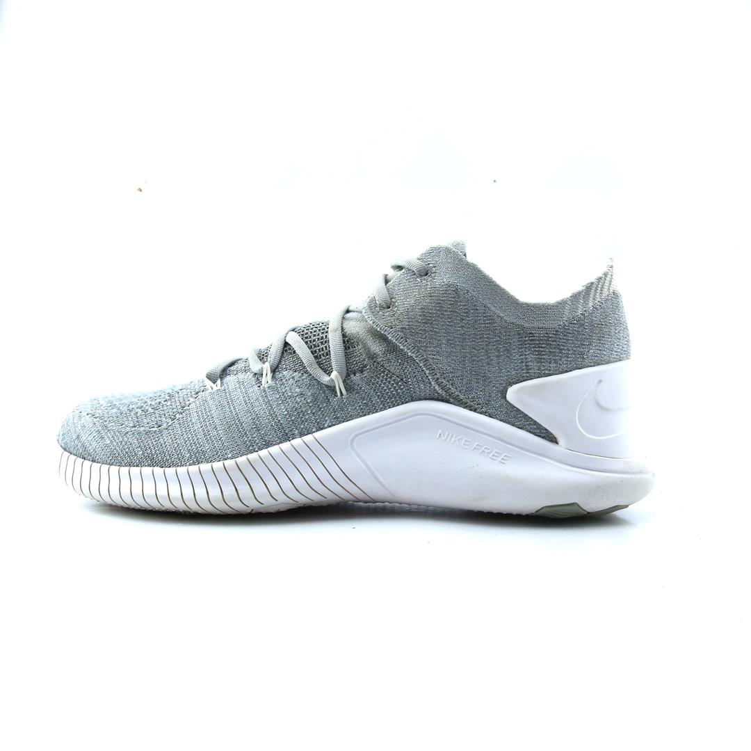 NIKE  FREE TR FLYKNIT 3