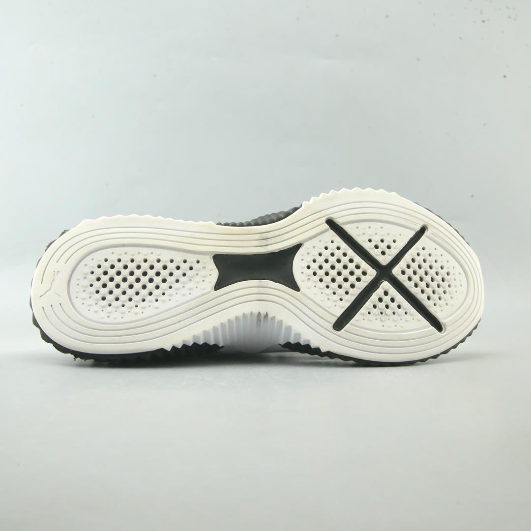 PUMA DEFY