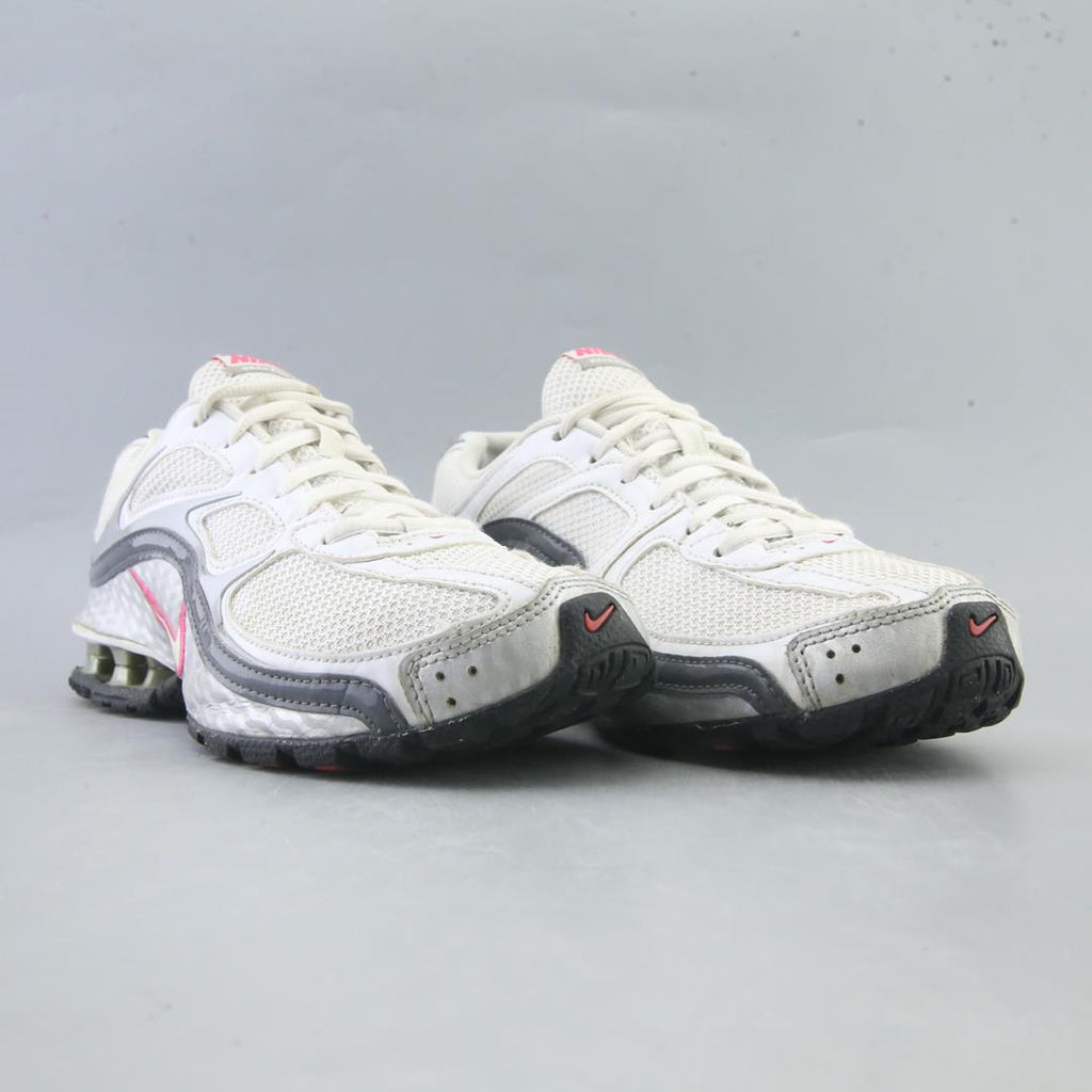 NIKE REAX RUN 5