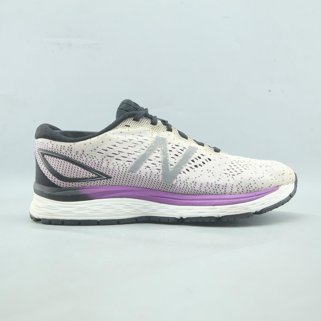 NEW BALANCE 880 V9