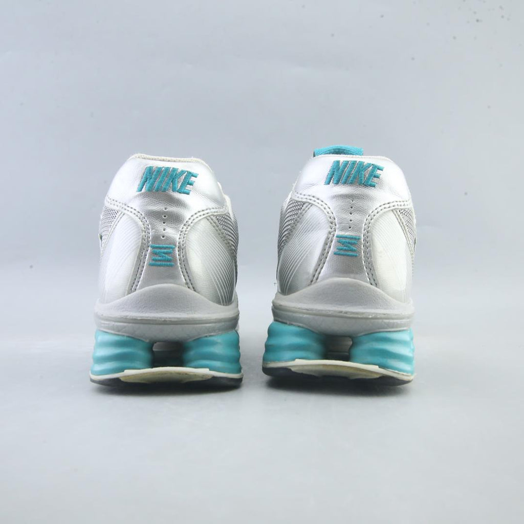 NIKE SHOX ZIP
