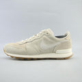 NIKE INTERNATIONALIST
