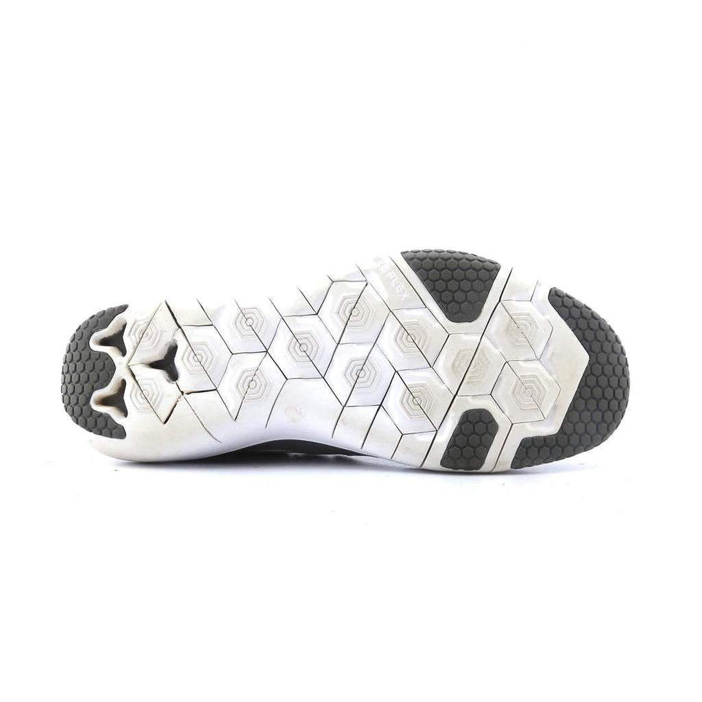 NIKE FLEX SUPREME TR 6