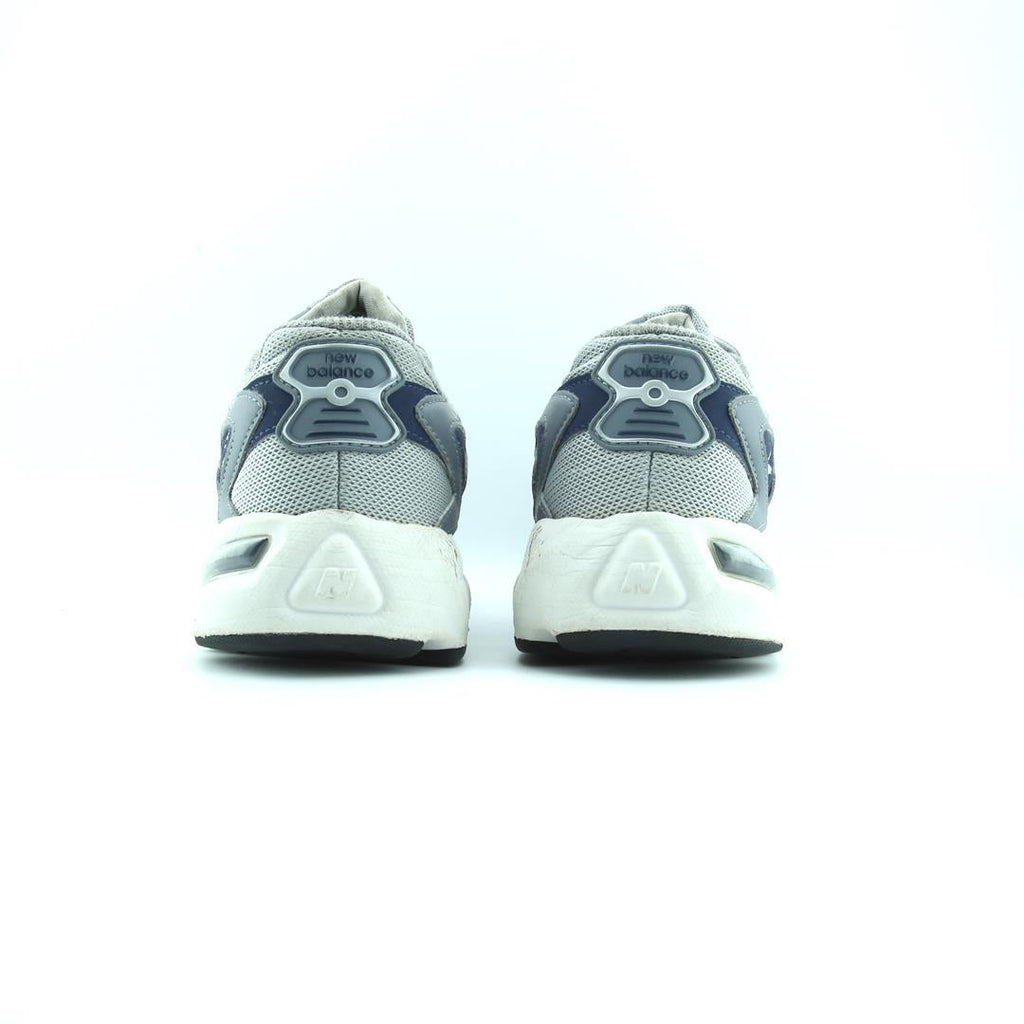 NEW BALANCE 725