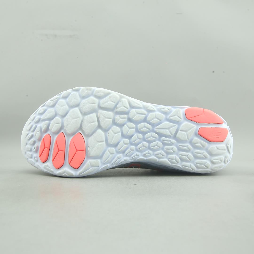 NEW BALANCE FRESH FOAM BEACON V3