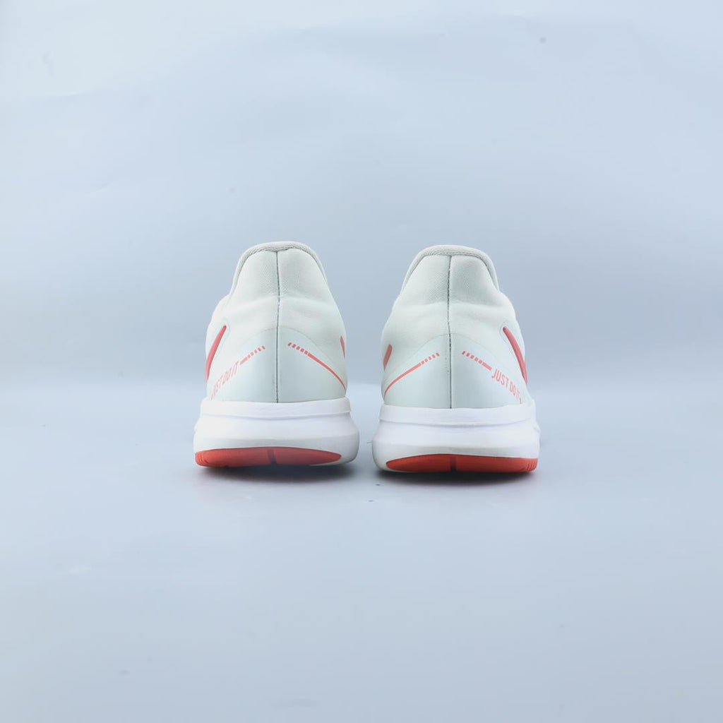 NIKE IN SEASON TR 8