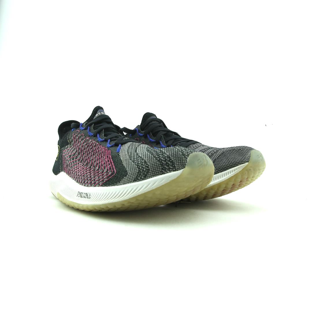 NEW BALANCE FUELCELL REBEL V1
